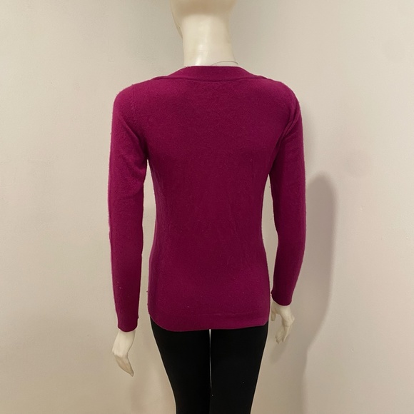 Cashmere Cache Purple Scoop Neck 100% Cashmere Sweater Small S - Picture 4 of 4